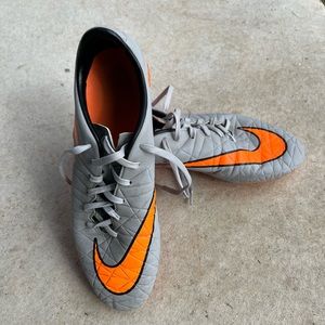 Nike Hypervenom Soccer Cleats - Size 10.5
